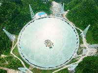 El sistema Telescopio-Asombroso de la estructura de acero de la radio m&aacute;s grande de la Solo-abertura de World&amp;dm4atp&amp;s